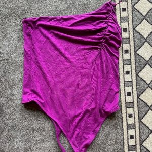 Cold shoulder body suit